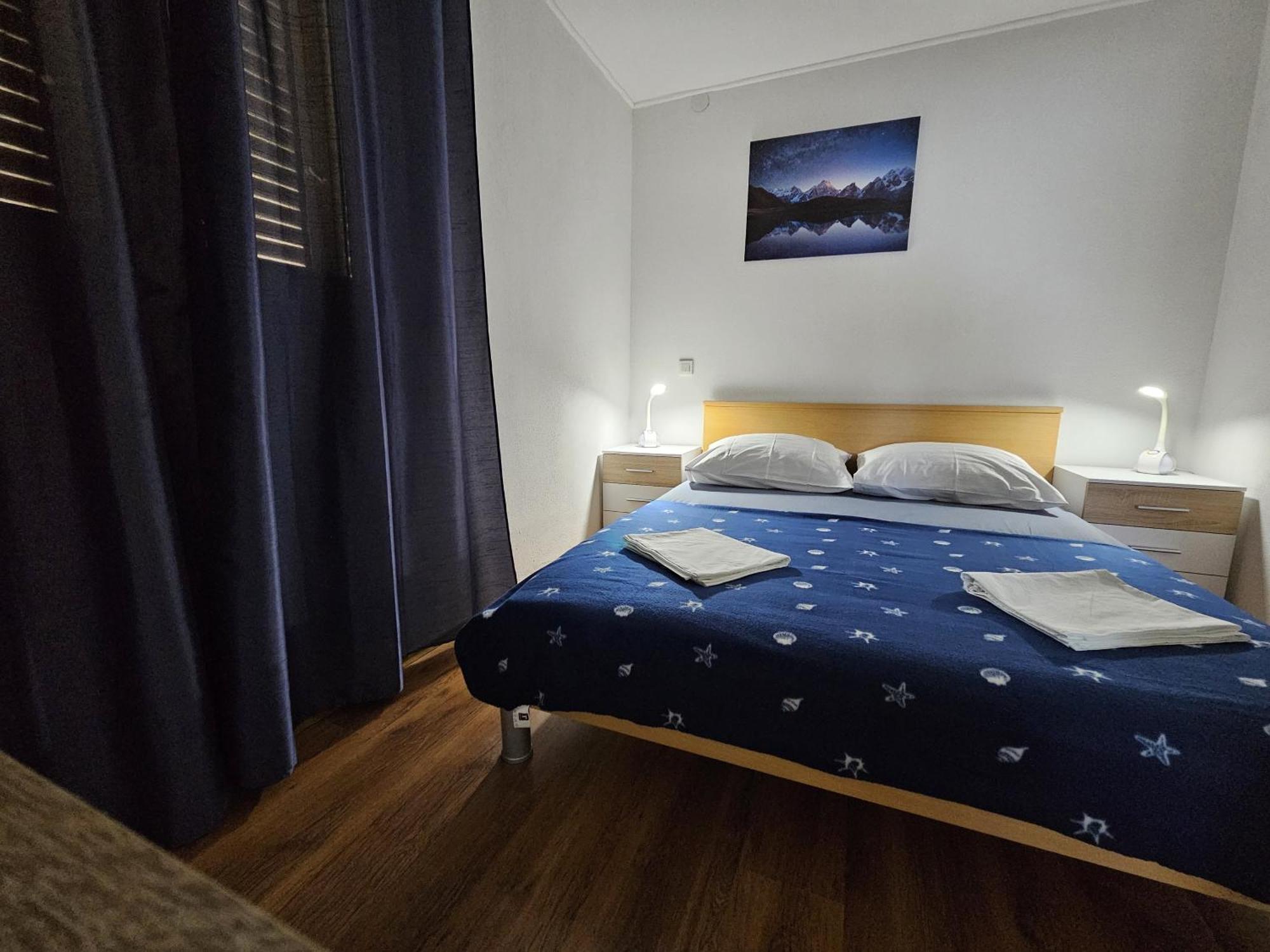 Modern Apartment Nikola In A Quiet Area Kaštel Stari Kültér fotó