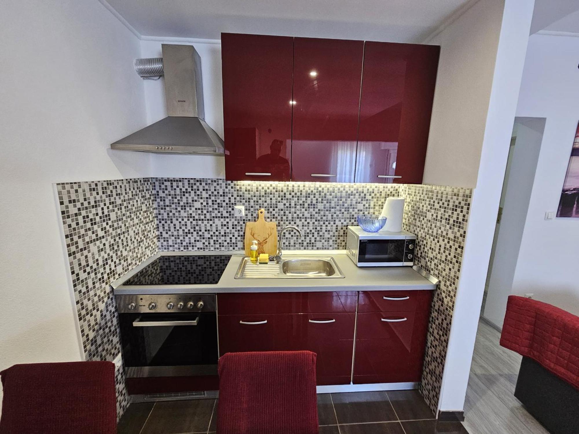 Modern Apartment Nikola In A Quiet Area Kaštel Stari Kültér fotó